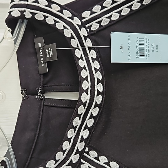 Ann Taylor Embroidered Black White Halter Top XXS - Picture 5 of 5